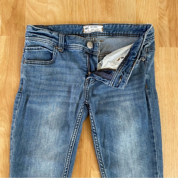 Free People Distressed Ripped Knee Raw Hem Cropped Ankle Skinny Jeans - Picture 9 of 16